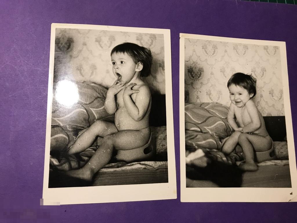 фм19  Малышка голышом сидит на горшке  ъ 