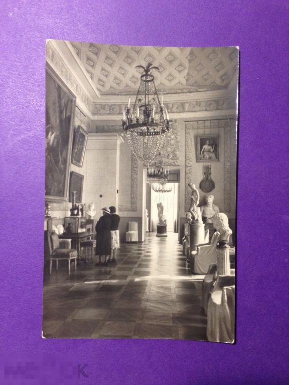 а1-70г  1961 Архангельское Музей Антиковый зал Шагин  Люстра скульптура  . ххх 