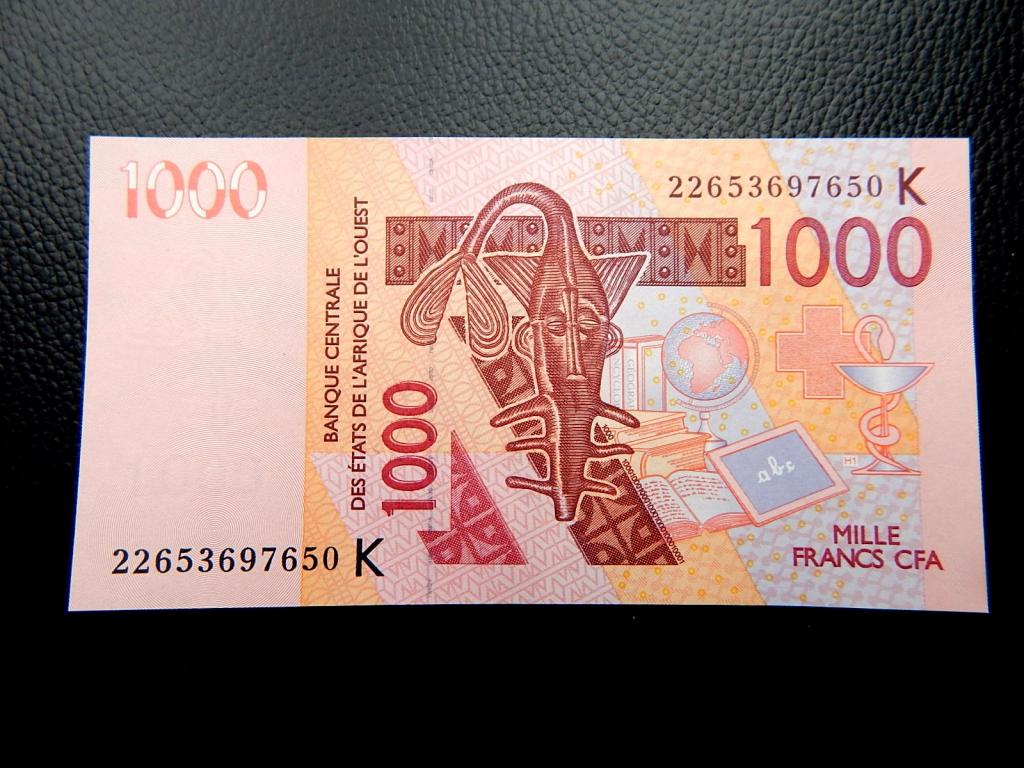 Бона 1000 франков 2022 года Западная Африка (Сенегал) 22653697650 UNC