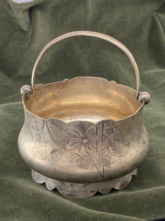 Конфетница. Серебро 84 проба. 1908-1917 гг. 