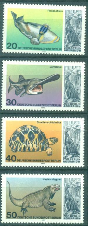 Почта ФРГ в Берлине 1977 г. серия Зоопарк негашеная**