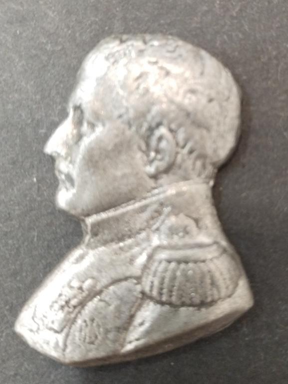 Медаль  Наполеон  тяжелый