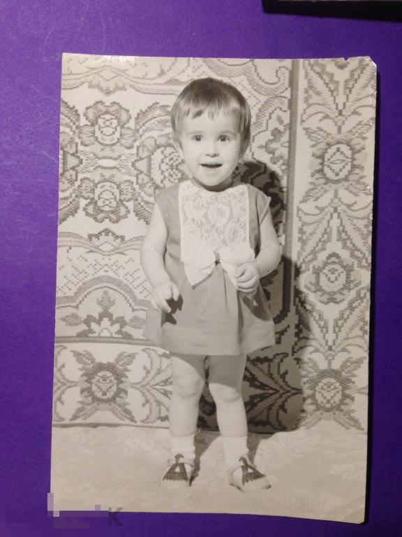 фк-58г 1973 Девочка  Оксаночка  Платье  ковер ххх 