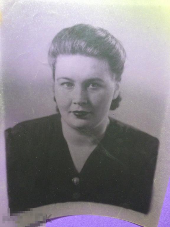 аф10-37г Женский портрет  на пленке брошь      ъ 