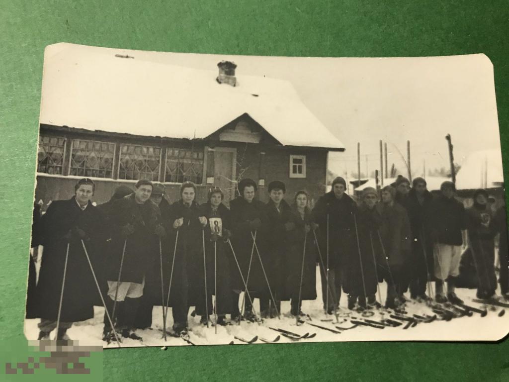 аф3-47г       Коллективное на лыжах Дом с верандой   ххх 