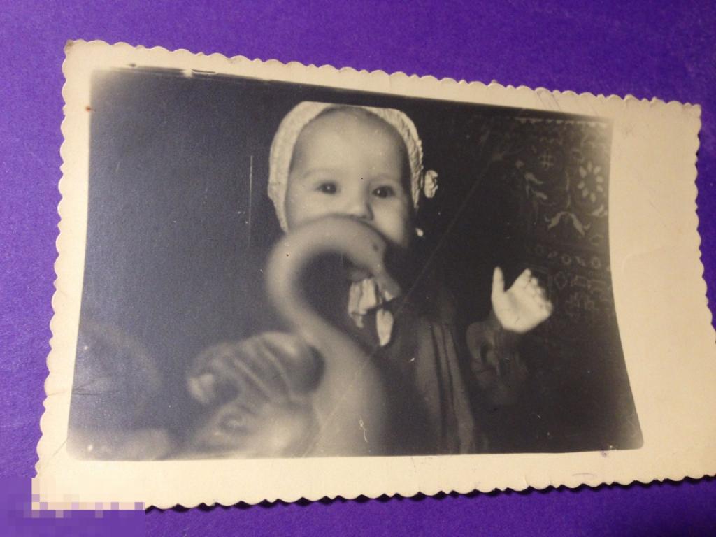 аф7-91г     Малышка с лебедем Игрушка   ххх 