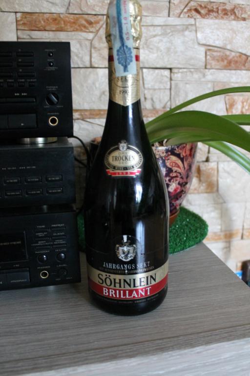 Шампанское  Sohnlein Brillant  1993г