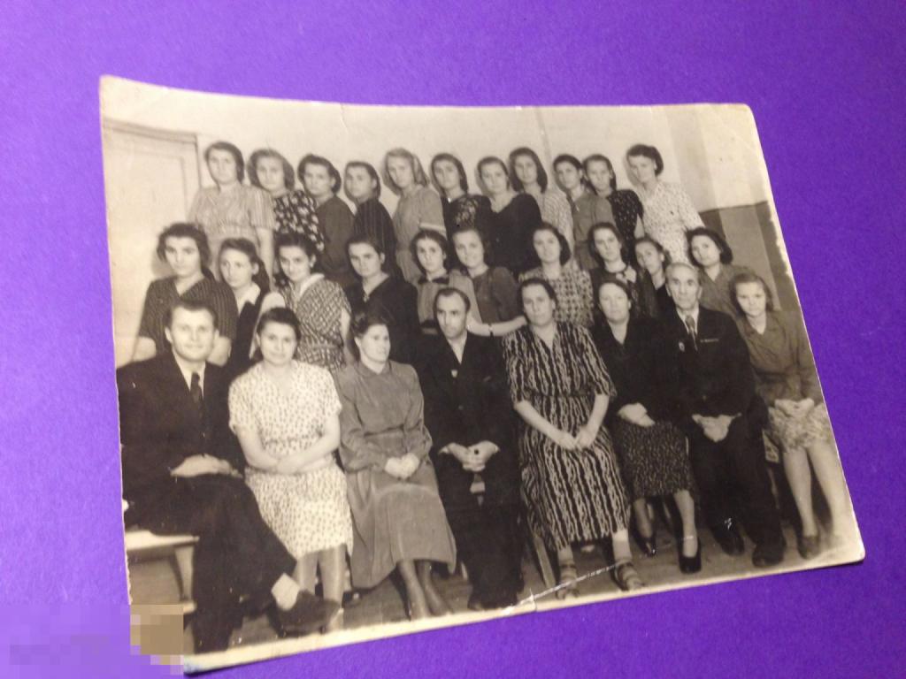 кр3кг   1949 Коллективное Выпускники 10 класса школы № 6 Фамилии      ххх 