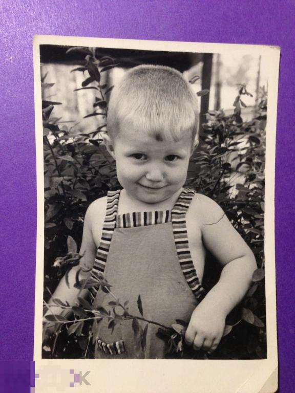 кфа4м  Ребенок с веточкой Дети   хххх 