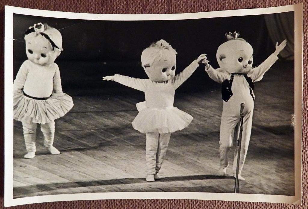 Фото. Костюмированный балет. Куклы