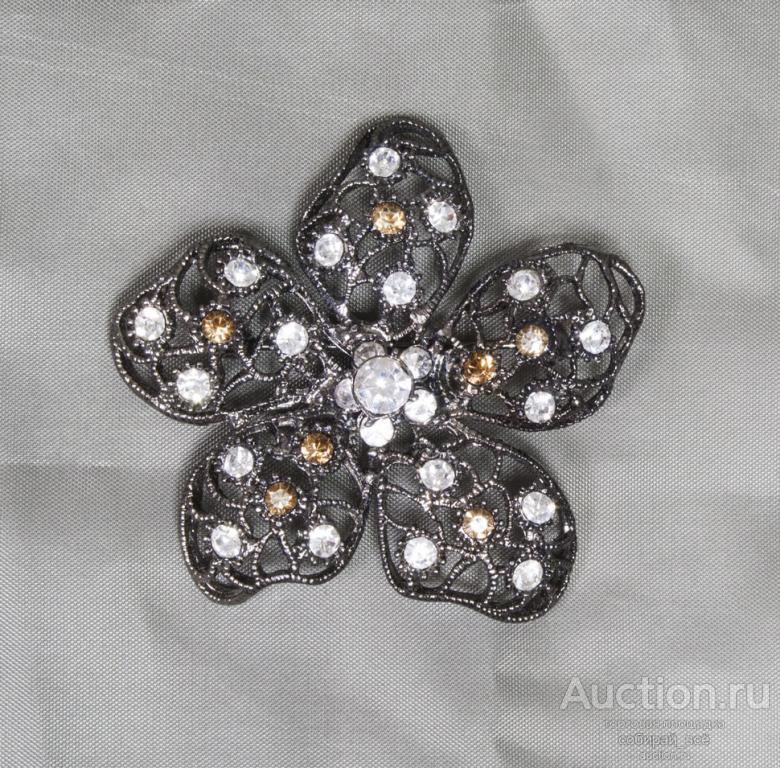 Брошь Цветок с разноцветными вставками,  диаметр 5 см (57)