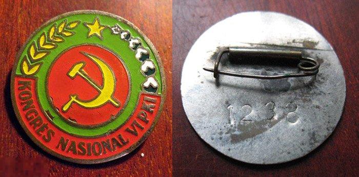 Номерной знак 1959 г. ДЕЛЕГАТ VI съезд коммунистической партии Индонезии PKI 