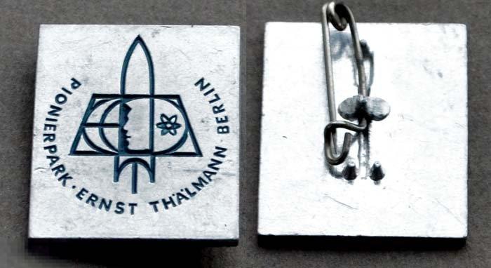 Пионерский знак - Пионерский парк Эрнст Тельман Берлин - Pionierpark Berlin 