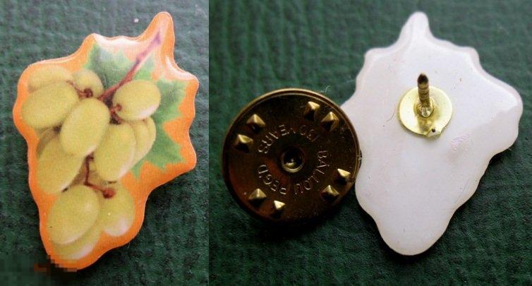 Вино и виноделие - ВИНОГРАДНАЯ ГРОЗДЬ - рекламный значок CinZano Italy Чинзано Италия 