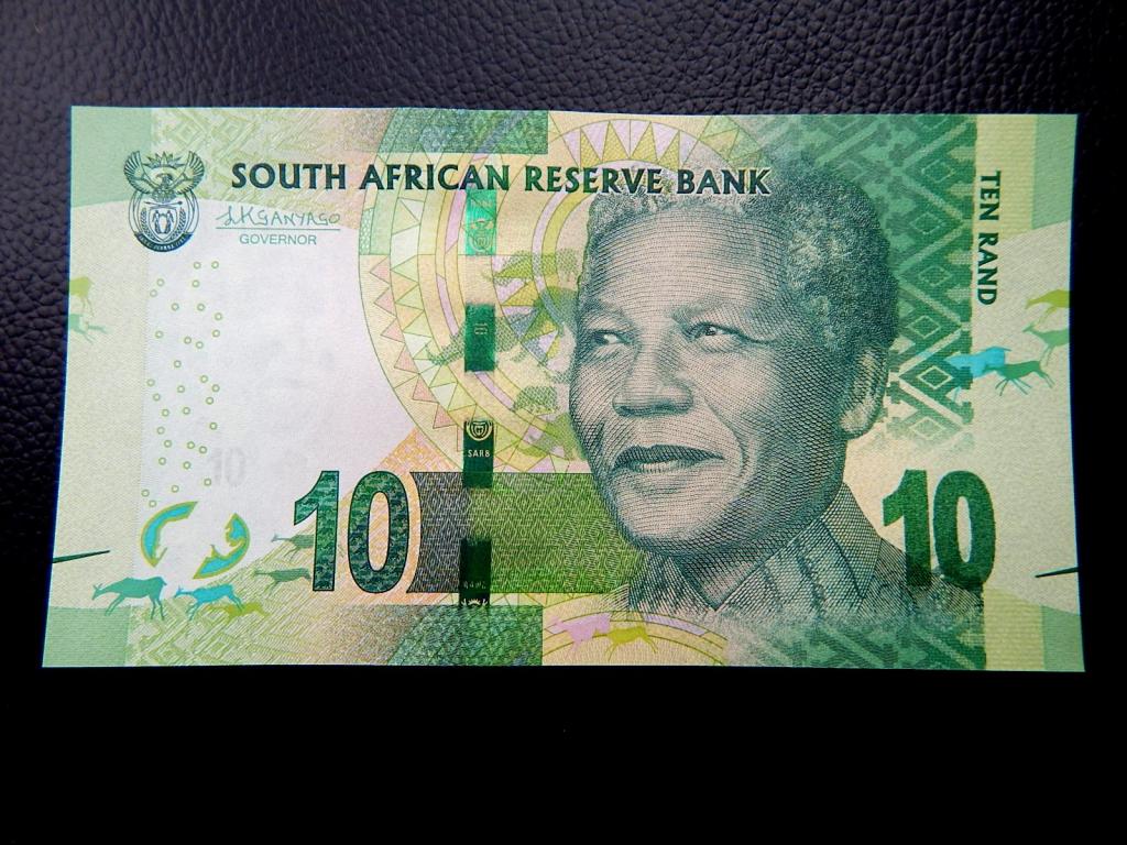 Бона 10 ранд 2015 года серии "NCA" Южная Африка Подпись: Lesetja Kganyago UNC