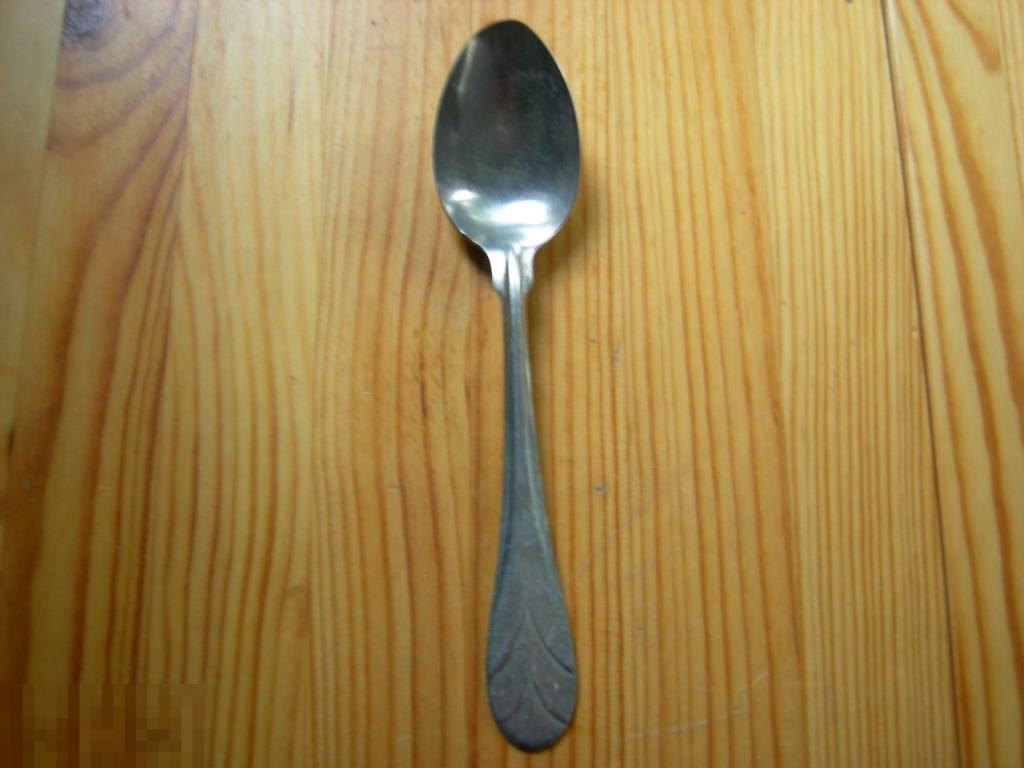 СТАРИННАЯ СТОЛОВАЯ ЛОЖКА В КОЛЛЕКЦИЮ СССР НЕРЖАВЕЙКА КЛЕЙМО РАЗНОВИДНОСТЬ 
