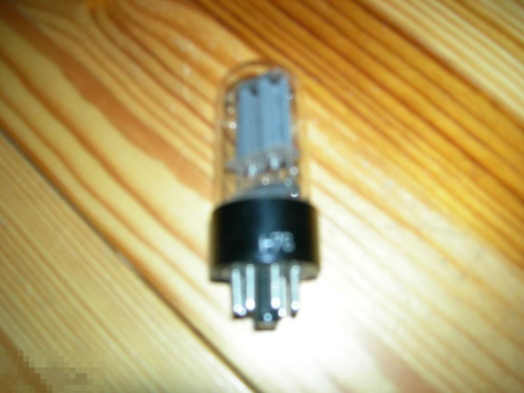 РАДИОДЕТАЛИ РАДИОЛАМПА СССР 6Н8С ТРИОД ДВОЙНОЙ XI-75 ОРИГИНАЛ 12 