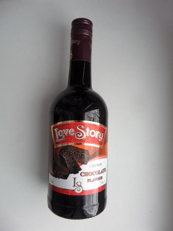 ЛИКЕР LOVE STORY ШОКОЛАДНЫЙ  0.7 л 18% РОССИЯ 2010