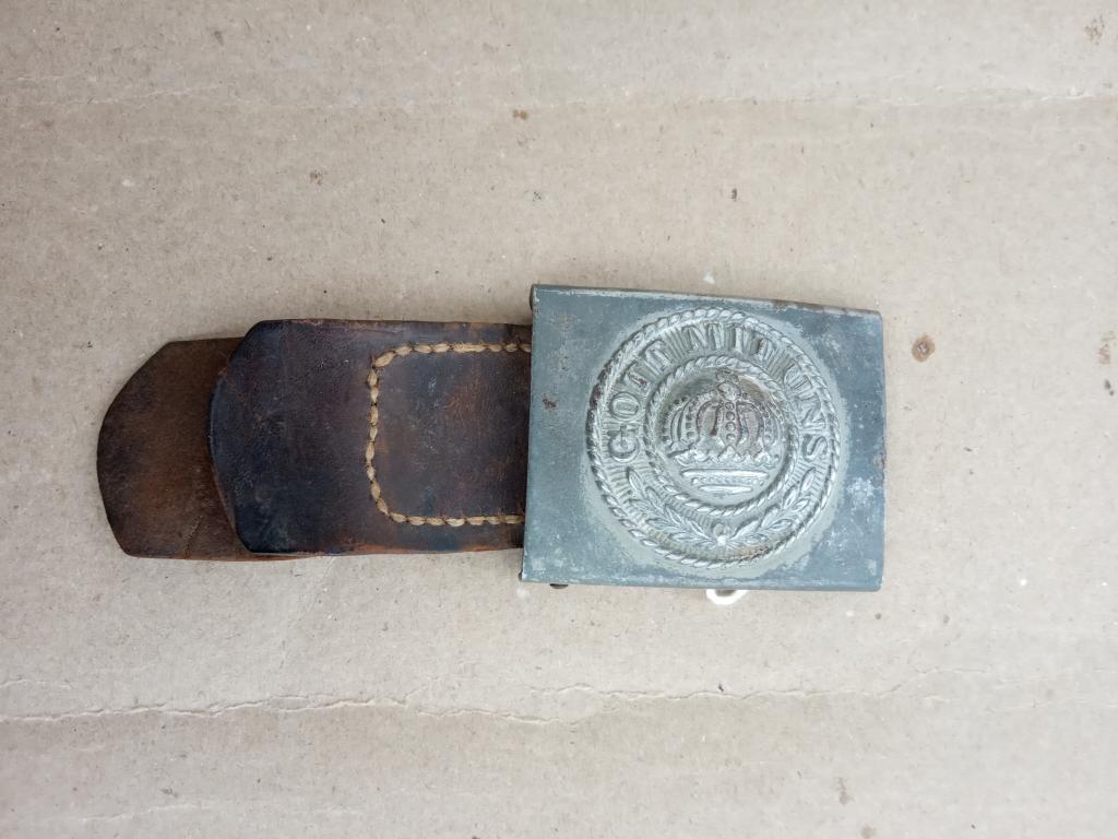 Пряжка немецкая ПМВ стальная с хлястом и клеймами