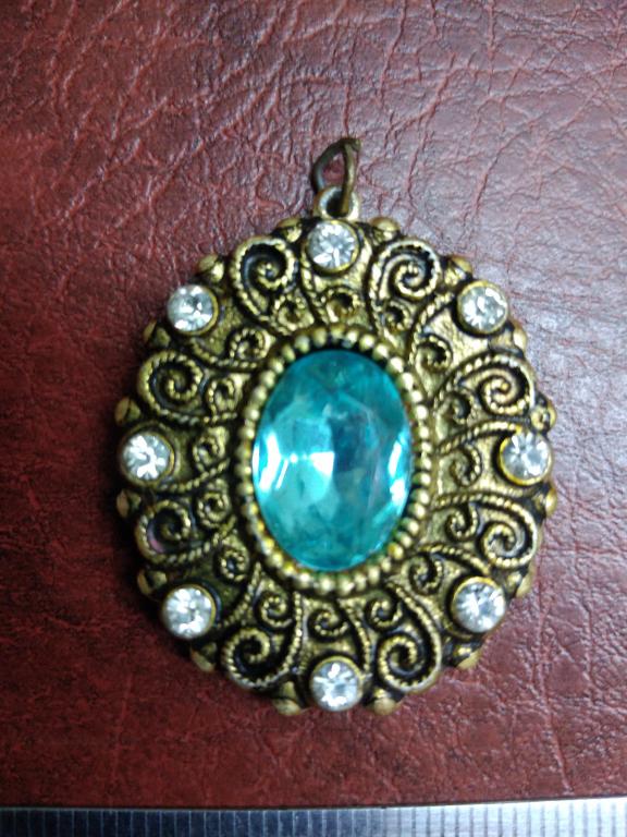 Кулон времён СССР. Клеймо завода "Рекорд"