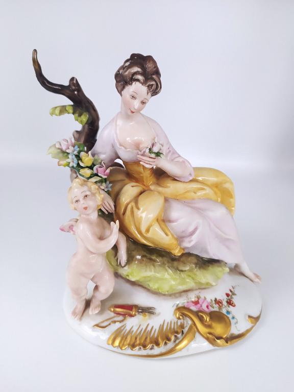 Каподимонте! CAPODIMONTE! ДАМА С АНГЕЛОМ И ЦВЕТАМИ ЧУДО G.cappe?