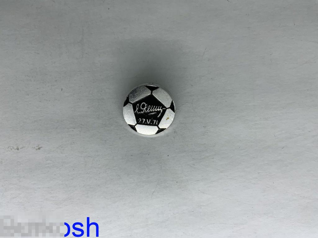 ЗНАЧОК СССР Лев Яшин прощальный матч 27 Мая 1971 футбольный мяч 