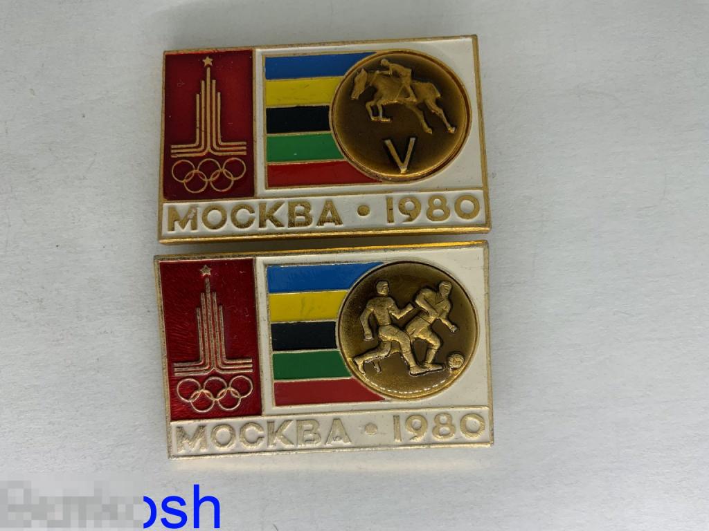 ЗНАЧОК СССР МОСКВА 1980 Олимпиада конный спорт футбол 1 жэ 