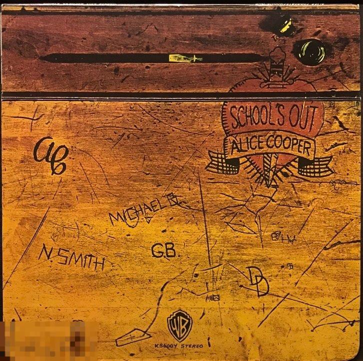 Alice Cooper - School’s Out (1972) Warner, UK (pink panties)