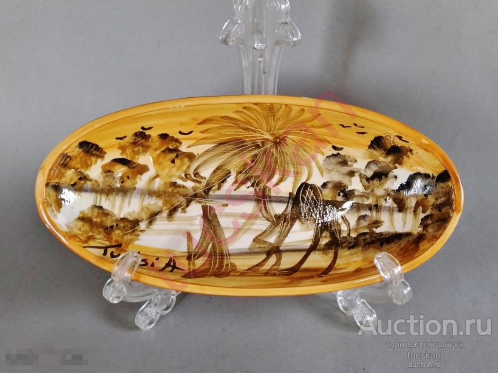 Селедочница с верблюдом  фарфор 