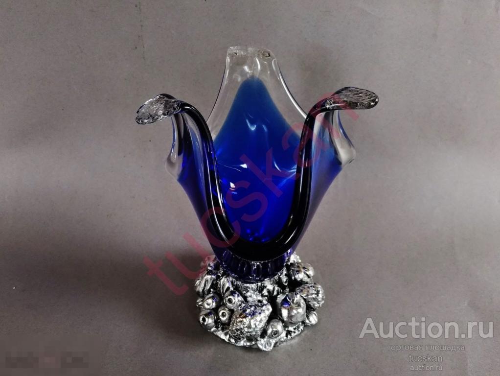 Ваза Италия толстое цветное стекло, кобальт, подставка серебрение 17 см 