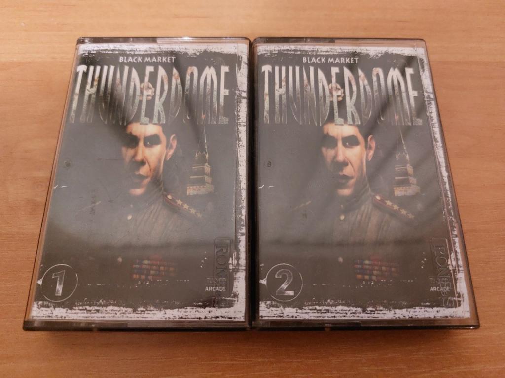 Лот аудиокассет Hardcore Thunderdome - Black Market 1, 2