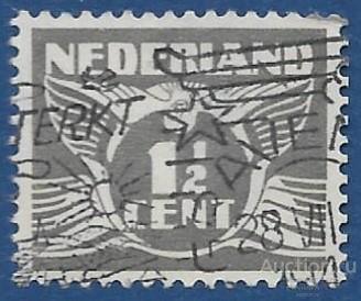 Нидерланды. 1935. Летящий голубь - Тип "B". Used.