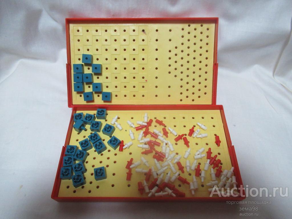 Игра "Морской бой" + "Шашки". СССР.