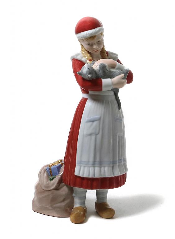 Фарфоровая фигура Девочка с кошкой. Royal Copenhagen