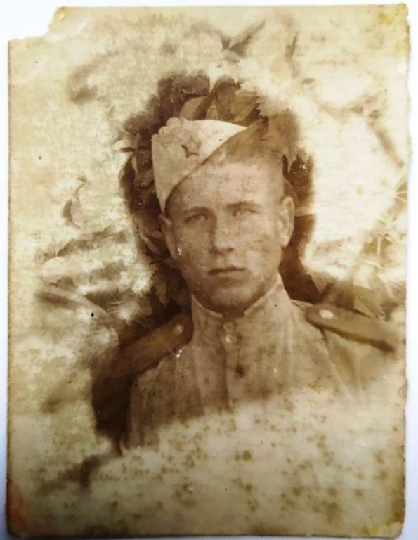 Фото Фотография 1944 год. СССР ВОВ Военный РККА. Солдат прожекторист