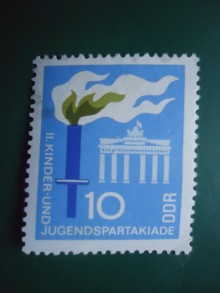 1968 г.  Германия  ГДР   след наклейки.