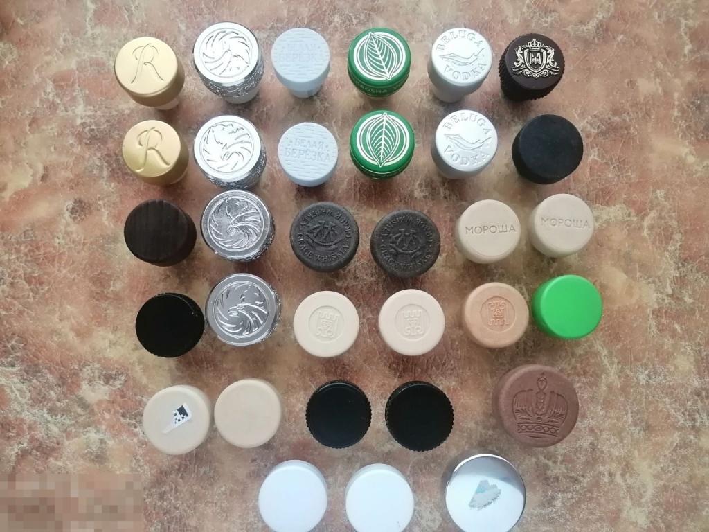 Пробки от коньяка и водки 