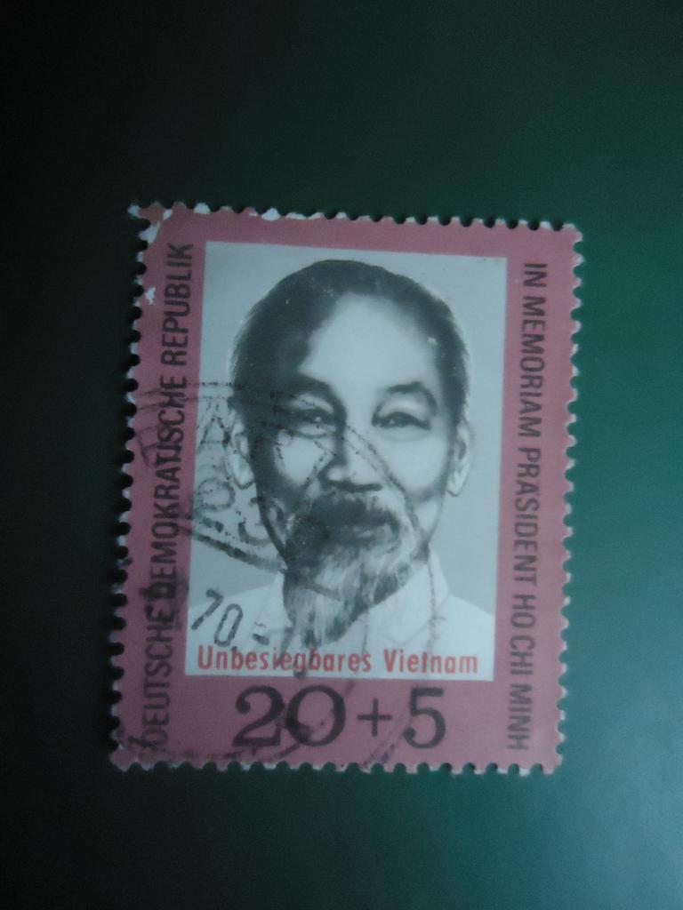 1970 г.  Германия  ГДР    гаш. без клея.