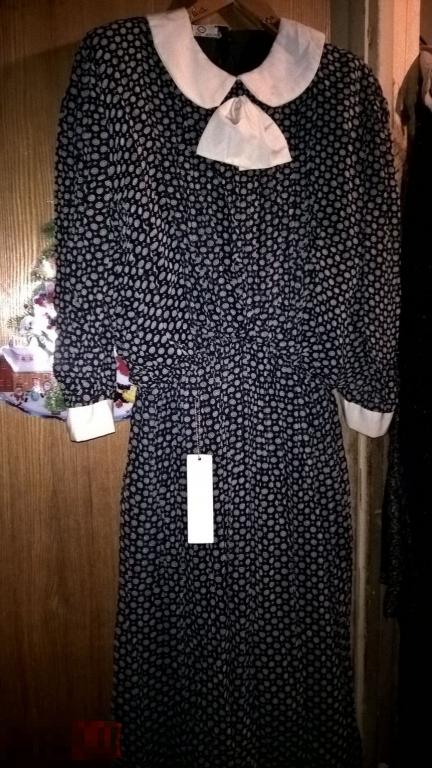 платья крепдешин в горошек Англия 