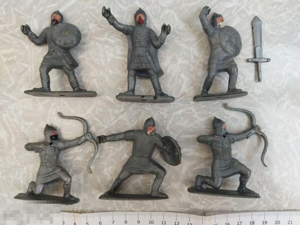 солдатики СССР рыцари богатыри полный набор + 1 лучник 