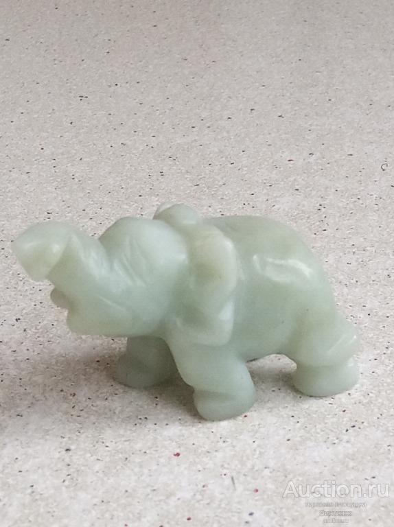 Статуэтка Слон Слоник из природного камня нефрит (?)