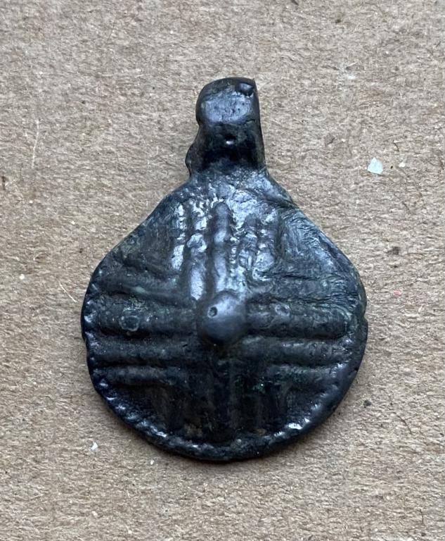 ПРИВЕСКА ДОМАНГОЛ 11-13 Века. 44