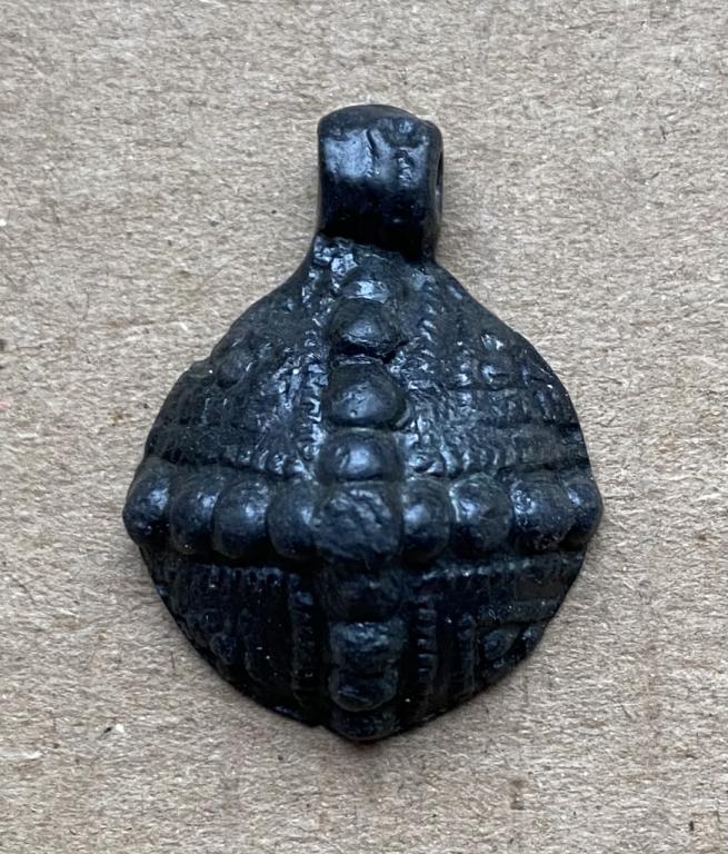 ПРИВЕСКА ДОМАНГОЛ 11-13 Века. 44