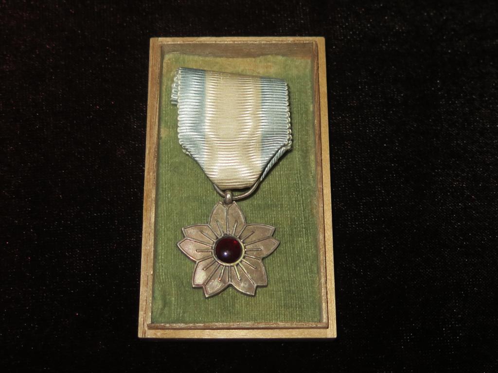 70м Япония Знак императорской Ассоциации помощи военным морякам 1-ой степени