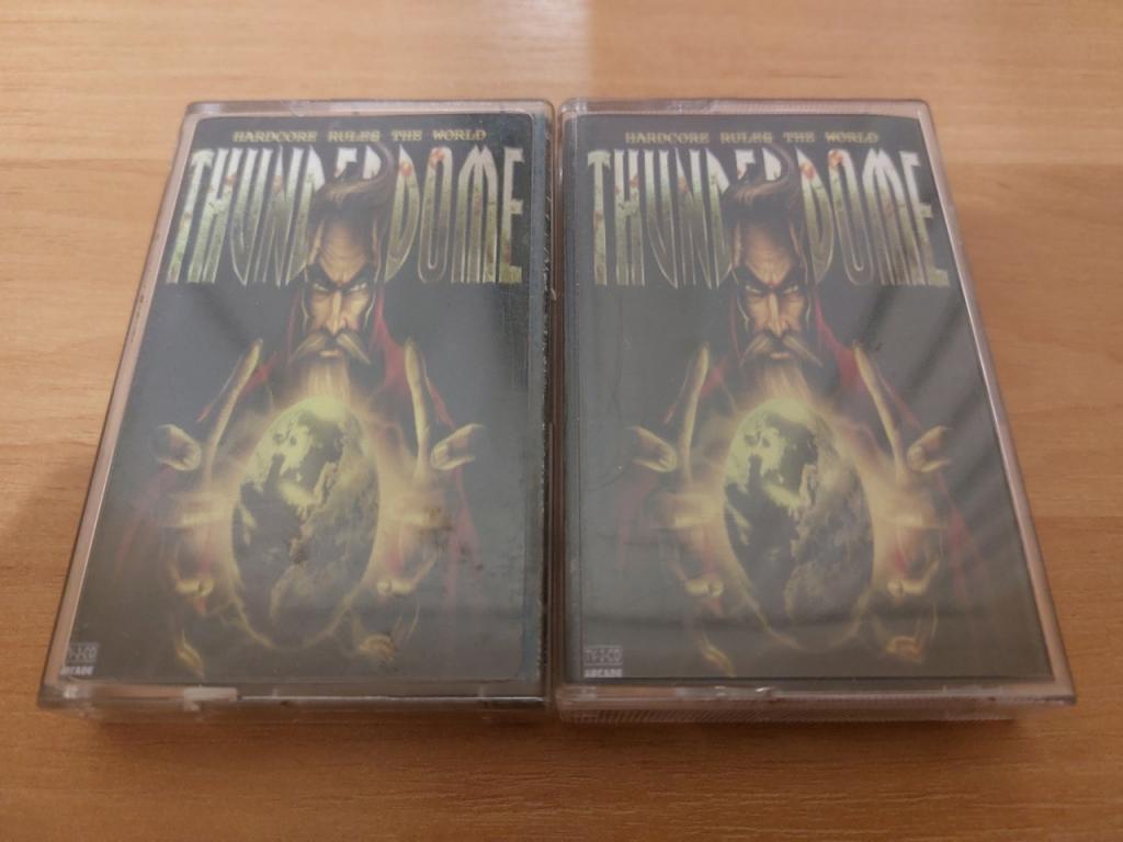 Лот аудиокассет Thunderdome - Hardcore Rules The World 1, 2