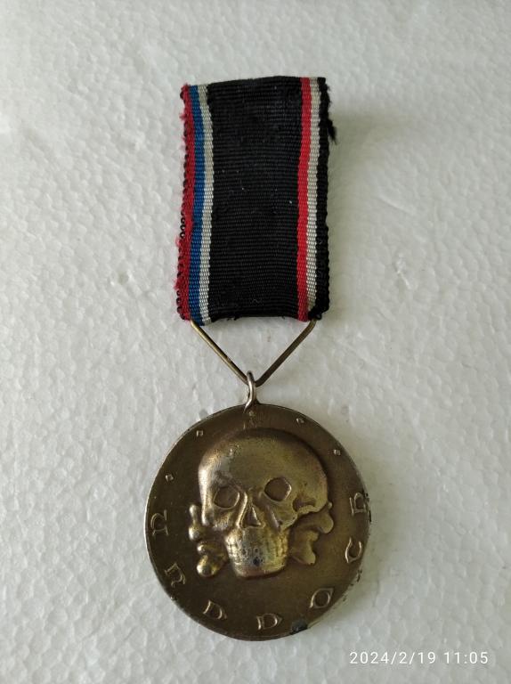 Знак белой гвардии медаль Железной дивизии Русской Западной Добровольческой Армии 1919г.