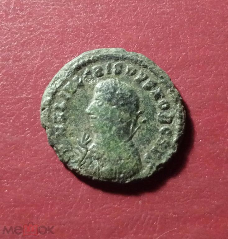 Рим.Крисп.Портрет влево.Арка