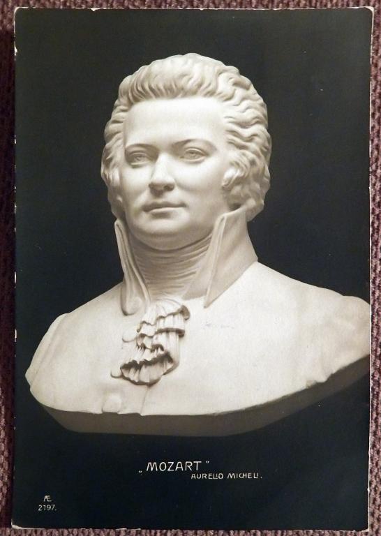 Антикварная открытка. А. Микелли. Моцарт. Скульптура