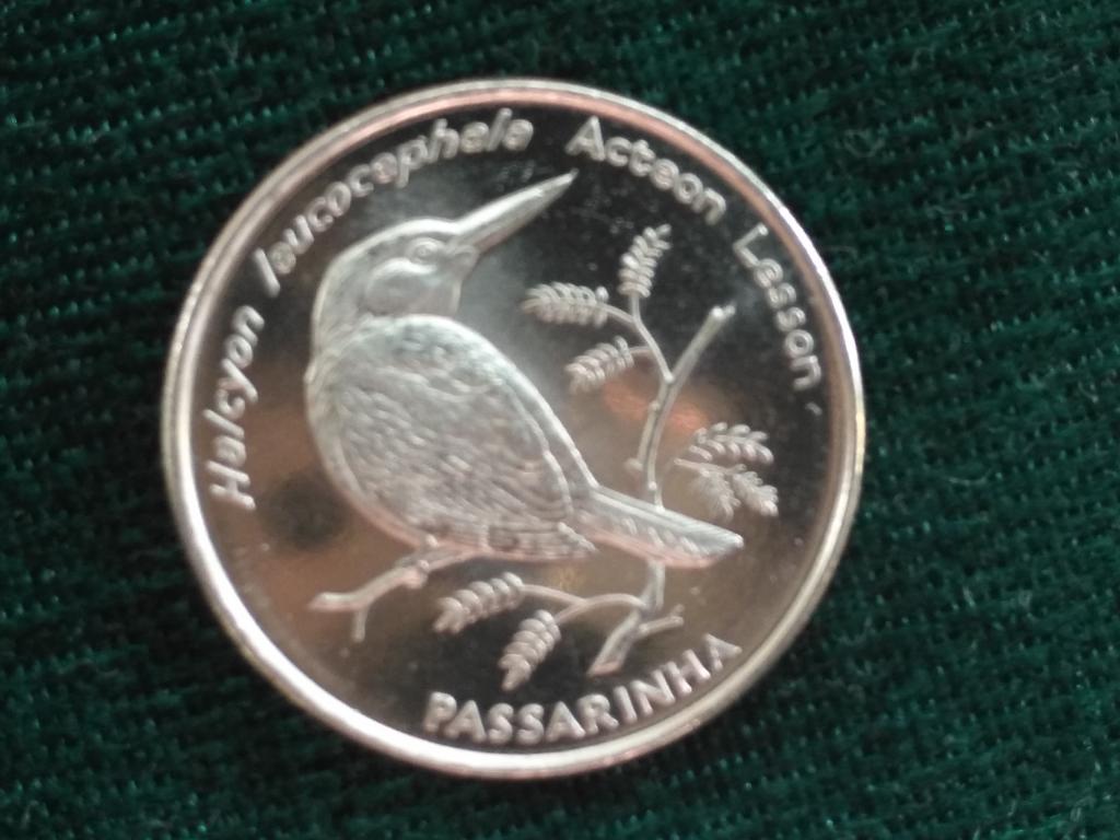 10 эскудо Кабо Верди 1994 г.  Птица