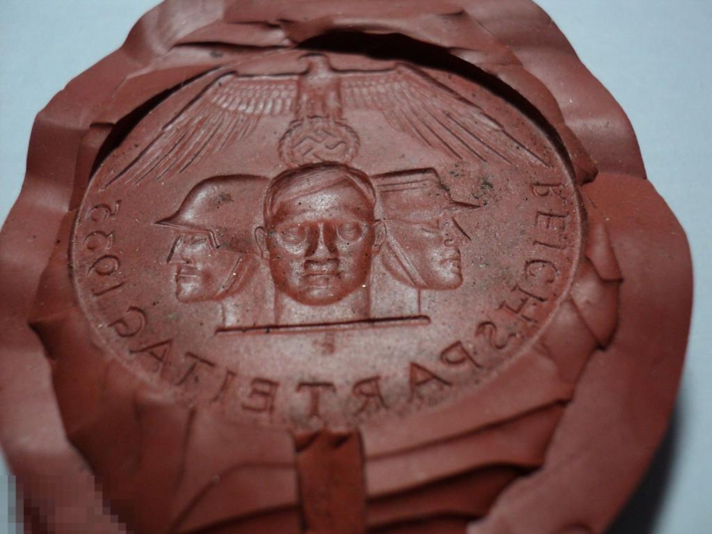 Знак 1932 год, значок съезда партии NSDAP(резинка) 